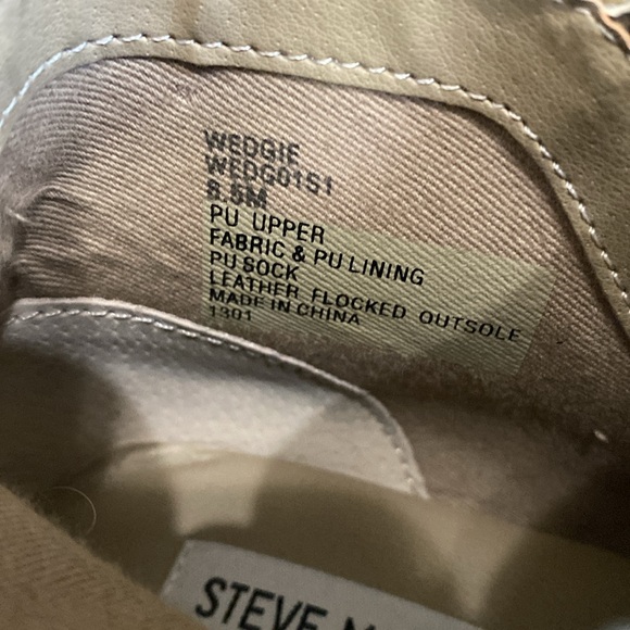 Steve Madden Wedge Snakeskin Sneaker Boot - Picture 9 of 10